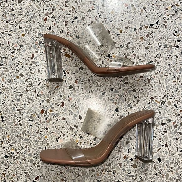 Zara Shoes - EUC Zara lucite chunky heel sandal clear 39 US 8